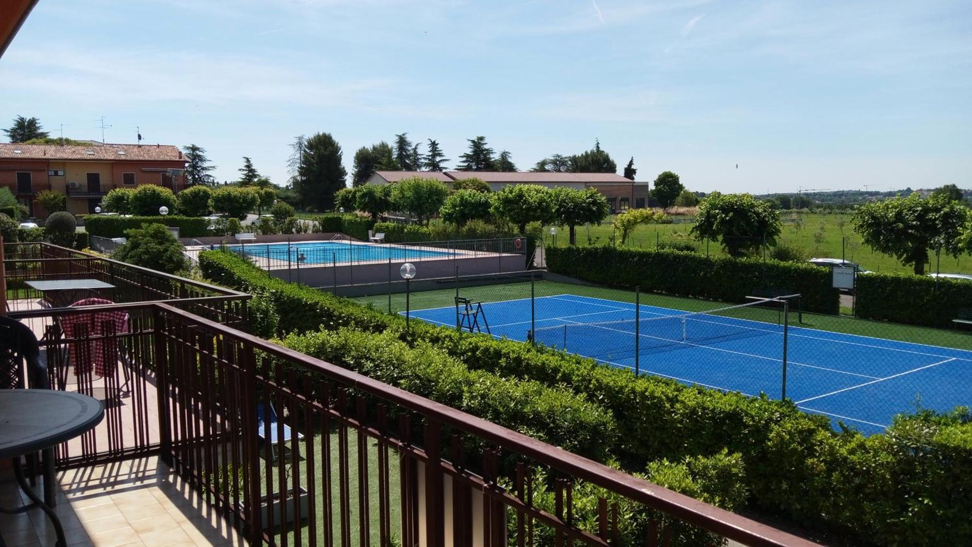 Casa Viola Lazise Lago E Relax! ภายนอก รูปภาพ